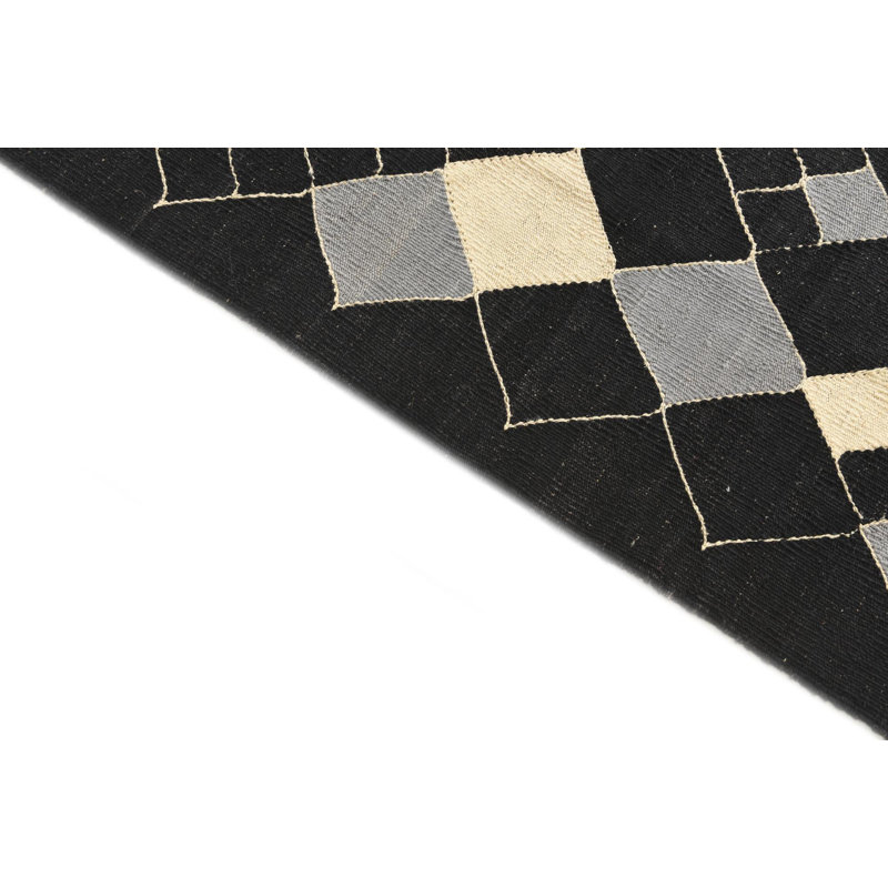 Tapis noir 5 Pinkerton