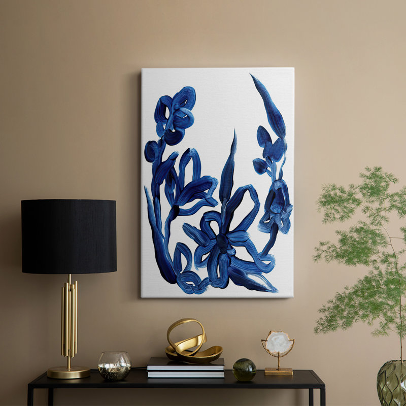 Indigo Brush Blooms II - galerie sur mesure Cavas, H 60 po x l 40 po