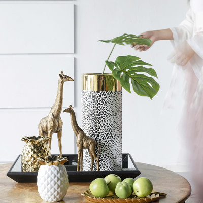 Vase en céramique multicolore pour le salon
