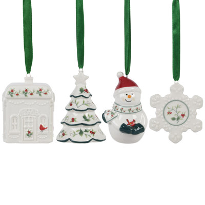 Pfaltzgraff Winterberry Set of 4 Ornaments