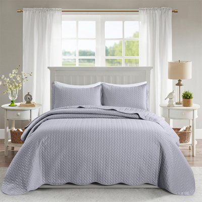 Premium Embossed Bedspread Set With Matching Pillowcases