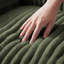 Fauteuil à billes surdimensionné en mousse de velours côtelé avec repose-pieds-976459025