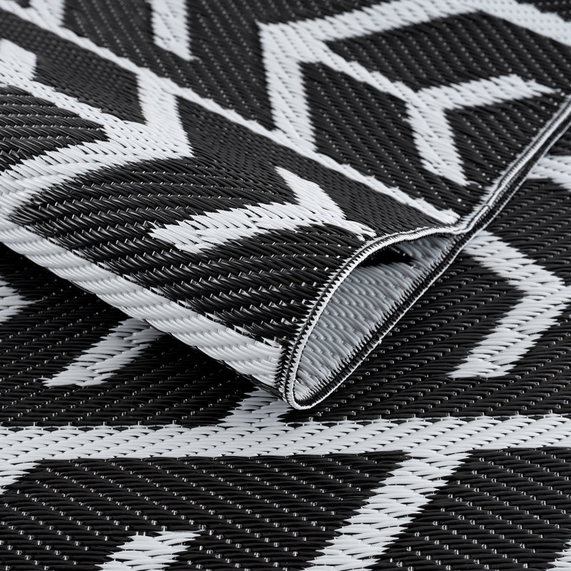 Tapis intérieur / extérieur noir Brezin, Rectangle de 4 pi x 6 pi