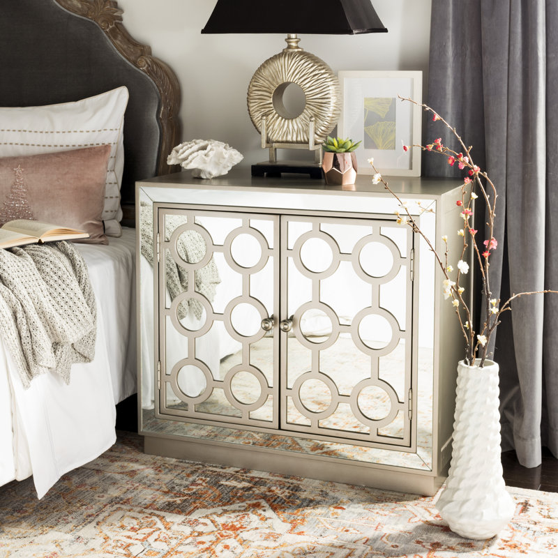 Glacaeu Accent Cabinet, Champagne