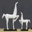Statue avec base cheval-sabot-49455492-49397538