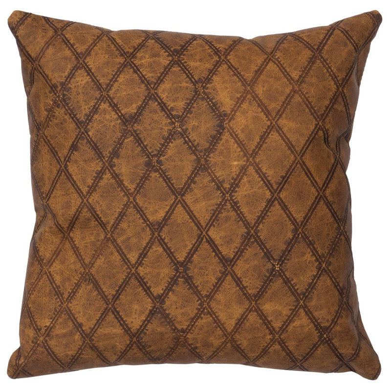 Coussin Wooded River