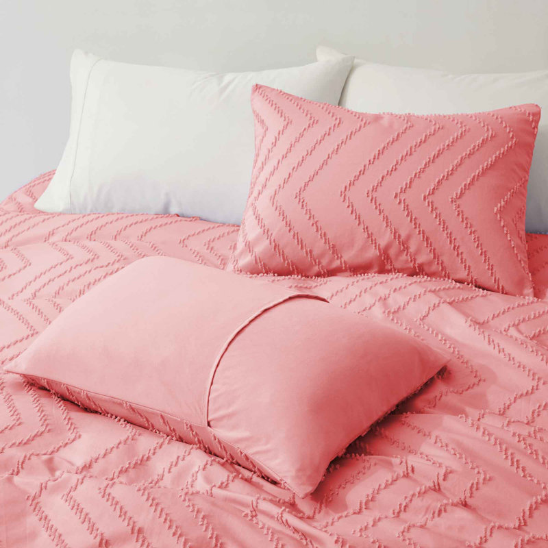 Averyonna Reversible Embroidered Geometric Duvet Cover Set with Zipper Closure, Wave Plush