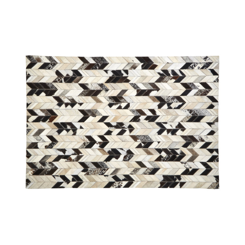 Anbritt Chevron Hand Woven Area Rug, Rectangle 160 x 230cm