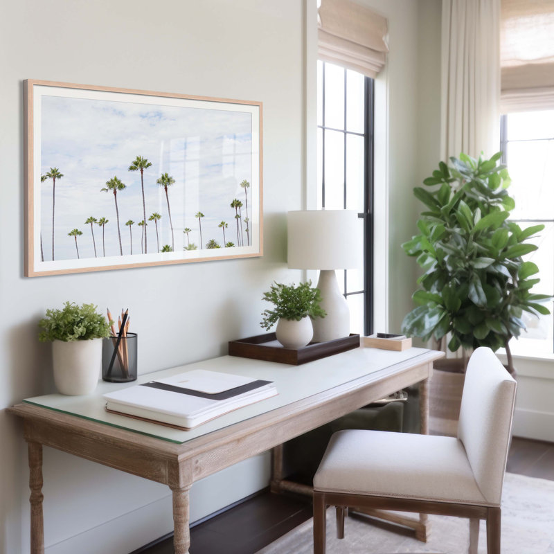 Montecito Palms par Carly Tabak - Photographie de cadre, Bois noir, L 25 po x H 18 po