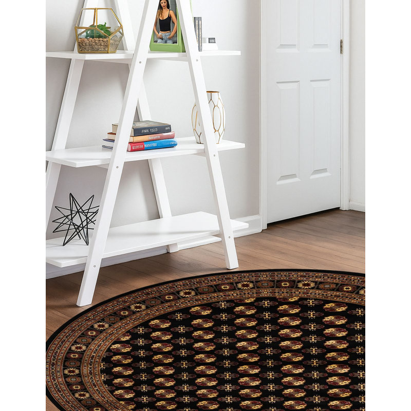 Traditional Hinshaw Runner Rug Black Color, Round 3'3"