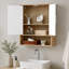Armoire de salle de bain murale avec porte double, tablette inférieure, portes à motifs ondulés, tablette intérieure réglable, installation facile