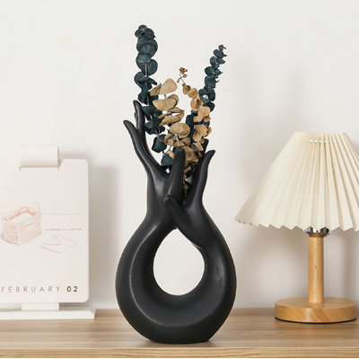 Lorrenzo Figurines & Sculptures