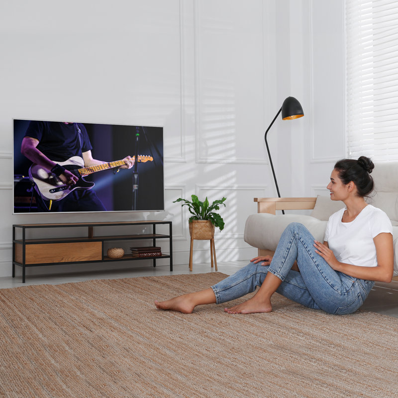 Iggy Symple Stuff Single Screen Wall Mount