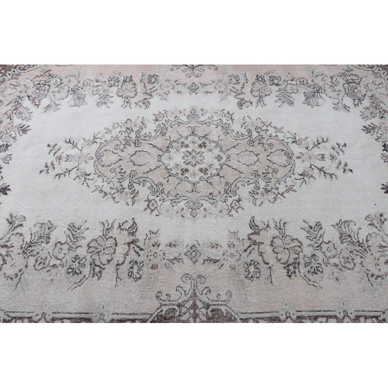 Tapis turc Oushak fait à la main avec motif floral traditionnel dans des tons de beige