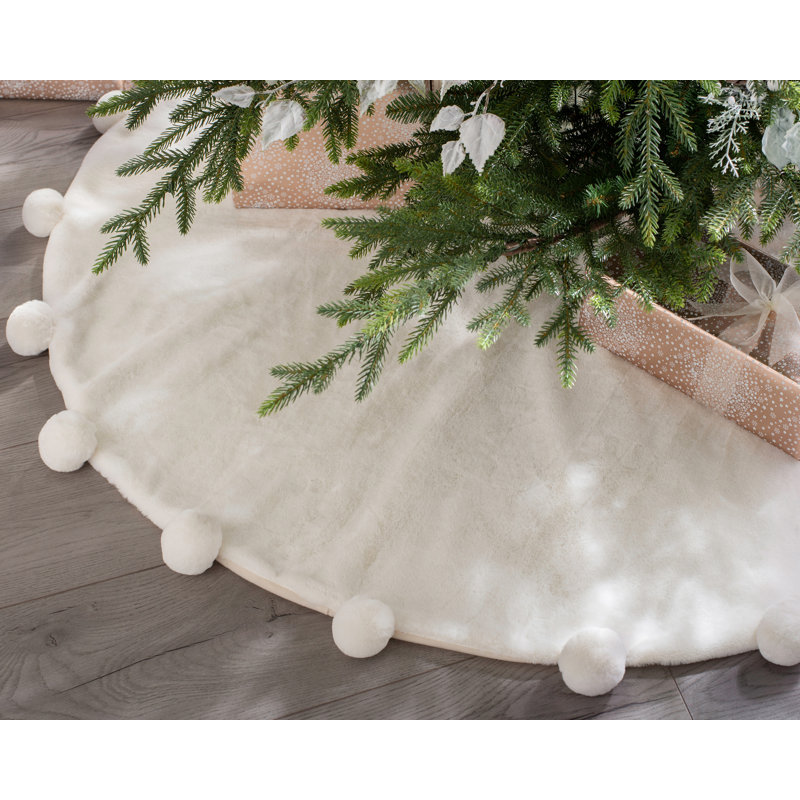 Wethersfield Faux Fur Tree Skirt