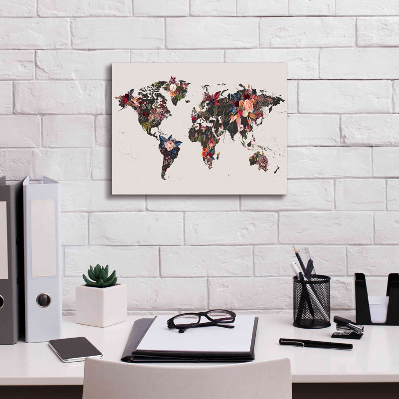 "Fleurs du monde" par Design Fabrikken, H 12 po x l 16 po x P 0,75 po