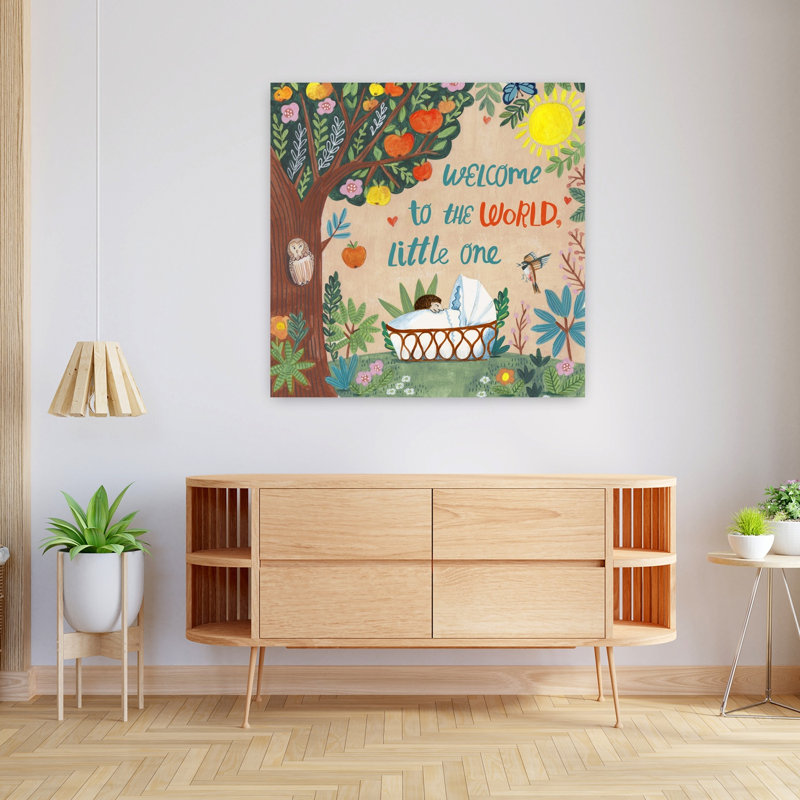 Bienvenue dans le monde ! Affiche murale abstraite et contemporaine représentant un pommier, un papillon, un oiseau et une forêt, avec une nature préservée.