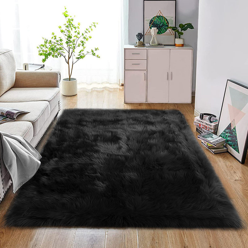 Colline Sheepskin Indoor Rug, Rectangle 5' x 6'7"