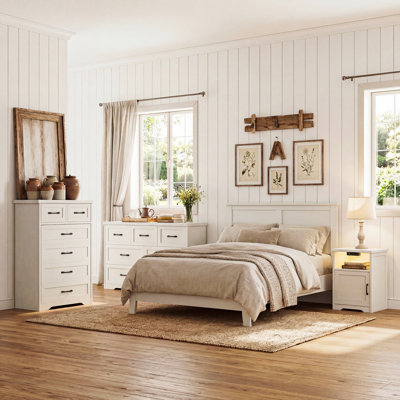 Ensemble de chambre à coucher 3 pièces Crestwood - Commode 7 tiroirs, commode 6 tiroirs et 2 tables de chevet avec lumière DEL et prises de courant