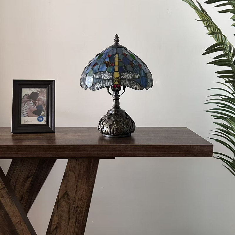 Mini lampe de table Tiffany Simonetti avec libellule en verre coloré à base de libellule bleue l 10 po x P 10 po x H 14 po *