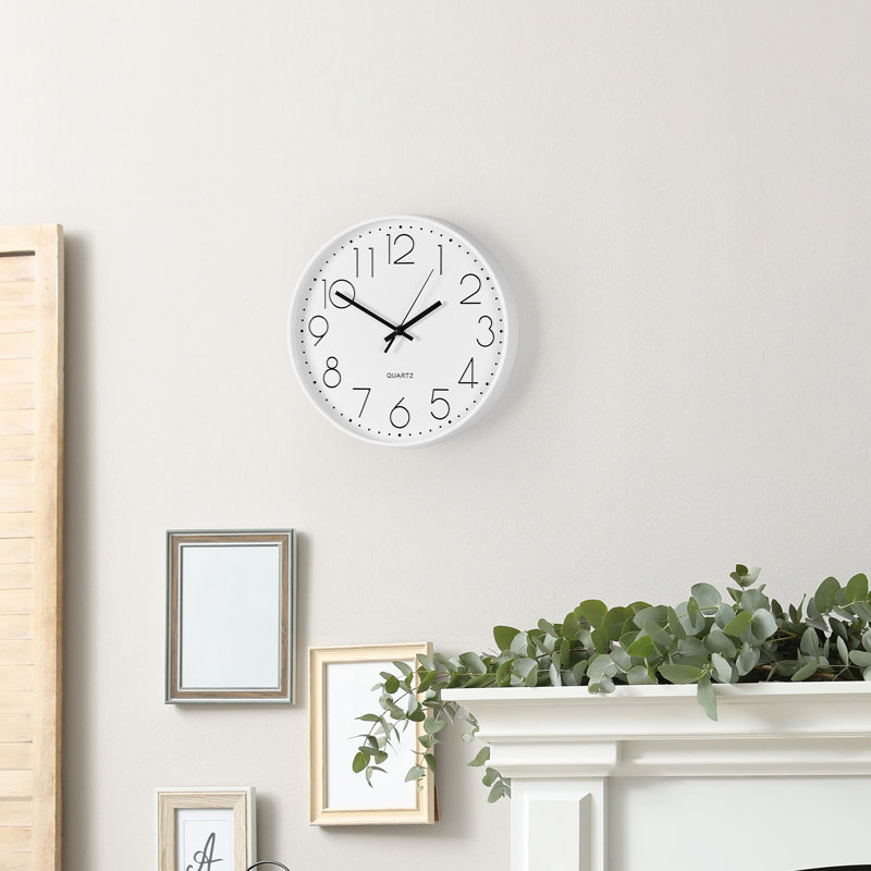Horloge murale Seaborough, Petit: 12 po, Blanc