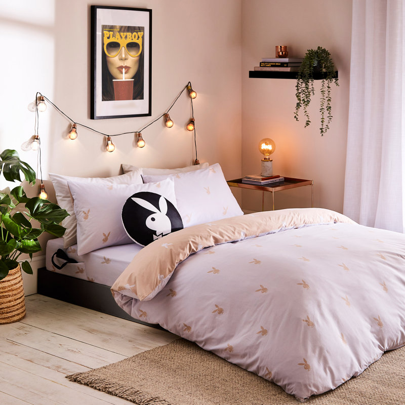 Iconic Bunny Reversible Double Duvet Cover Set with Pillowcases with Pillowcases, Double - 2 Standard Pillowcases
