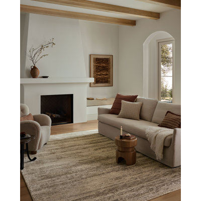 Tapis ivoire / galet Loloi Nellie 7 pi 10 po x 10 pi 2 po