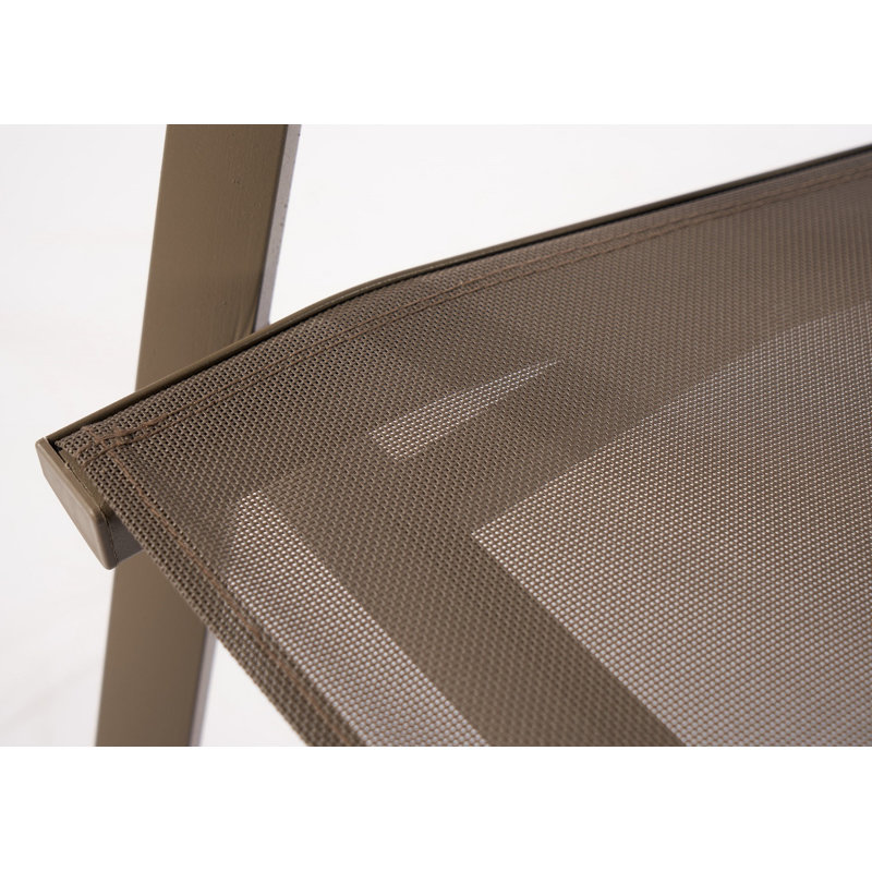 Fauteuil en métal gris