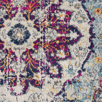 Favreau Oriental Indoor Rug