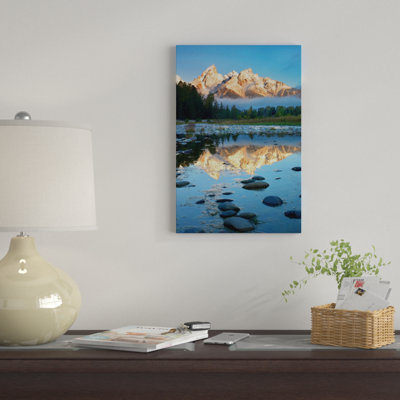 «Grand Tetons Reflection in Lake, Grand Teton National Park, Wyoming II» par Tim Fitzharris, reproduction sur toile tendue sur châssis