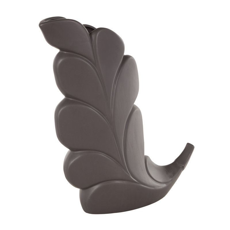 Vase en céramique Cole and Grey, Noir, H 14,95 po x l 14,05 po x P 3,8 po