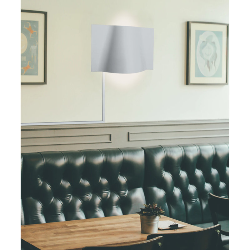 Baldric Plug-in Flush Mounted Sconce