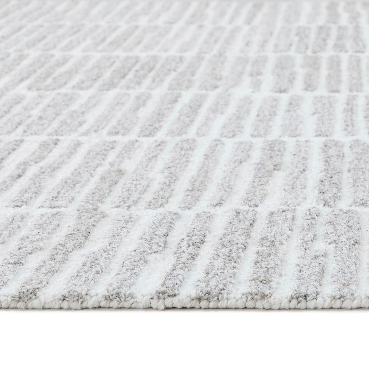 Finton Hand-Tufted Striped Rug, Rectangle 5' x 8'