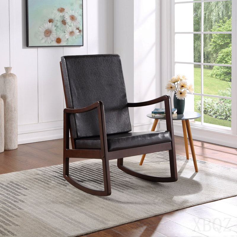 Chaise berçante en cuir synthétique brun foncé et finition espresso