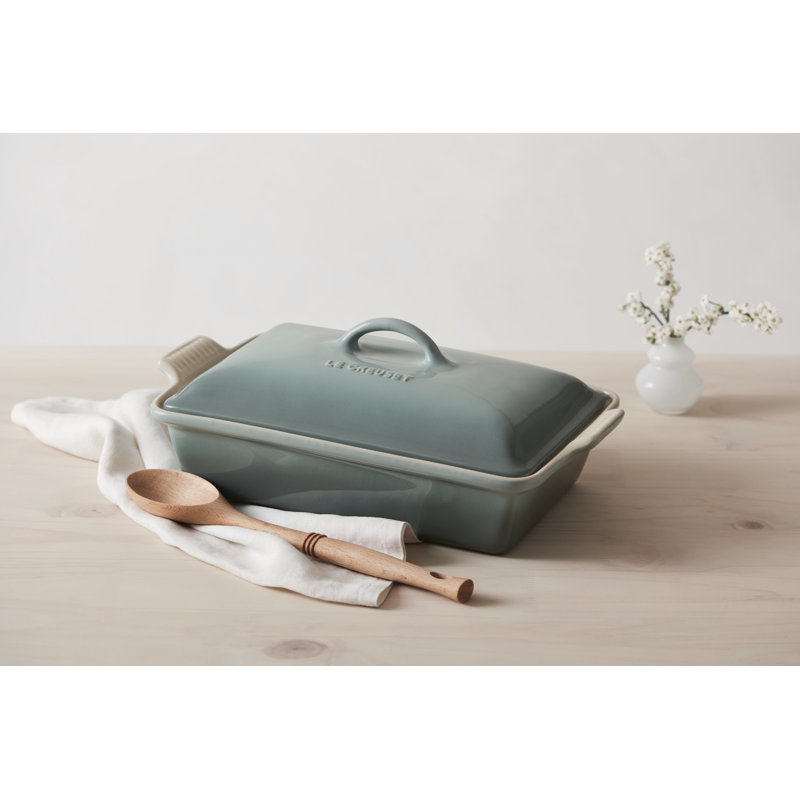 White Stoneware Non-Stick Rectangular Casserole with Lid