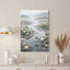 Art sur toile, fleurs de lotus crème et feuilles vertes sur eau brumeuse-132736468