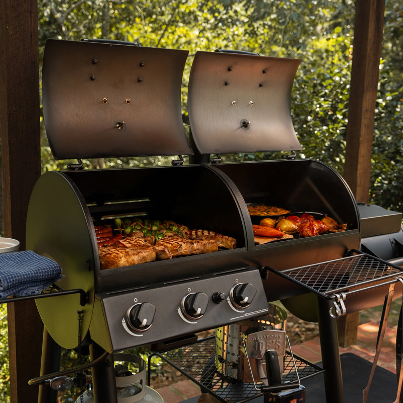 Fumoir et barbecue à charbon Oklahoma Joe's Canyon Combo DLX