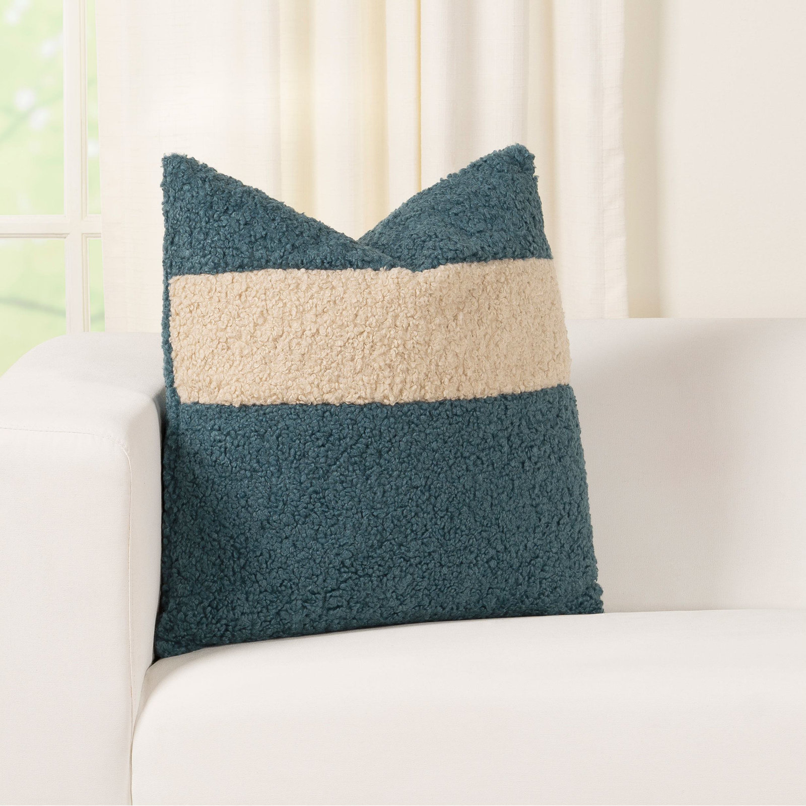 Hanka 20" x 20" Throw Pillow, Aegean