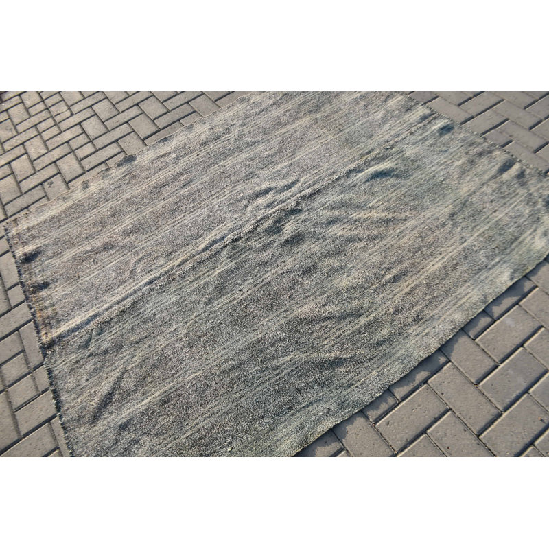 Tapis turc rétro tissé à la main dans des tons uniques avec un motif à rayures bohémiennes pour un look chic brun / beige