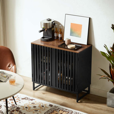 Armoire avec porte grillagée à lattes rayées, armoire de style moderne, panneau de fibres à densité moyenne de haute qualité et pieds en métal