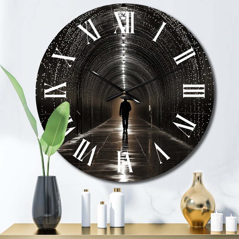 Horloge murale noire et grise, Moyenne