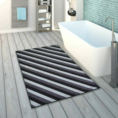 Jadzia Geometric Indoor / Outdoor Area Rug
