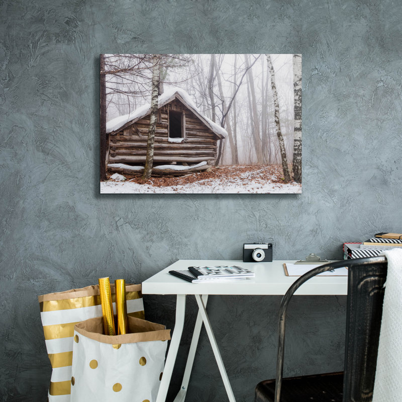 Toile épique Graffiti «Cabin In The Woods» par Decent Exposures, 26 po x 18 po, H 18 po x l 26 po