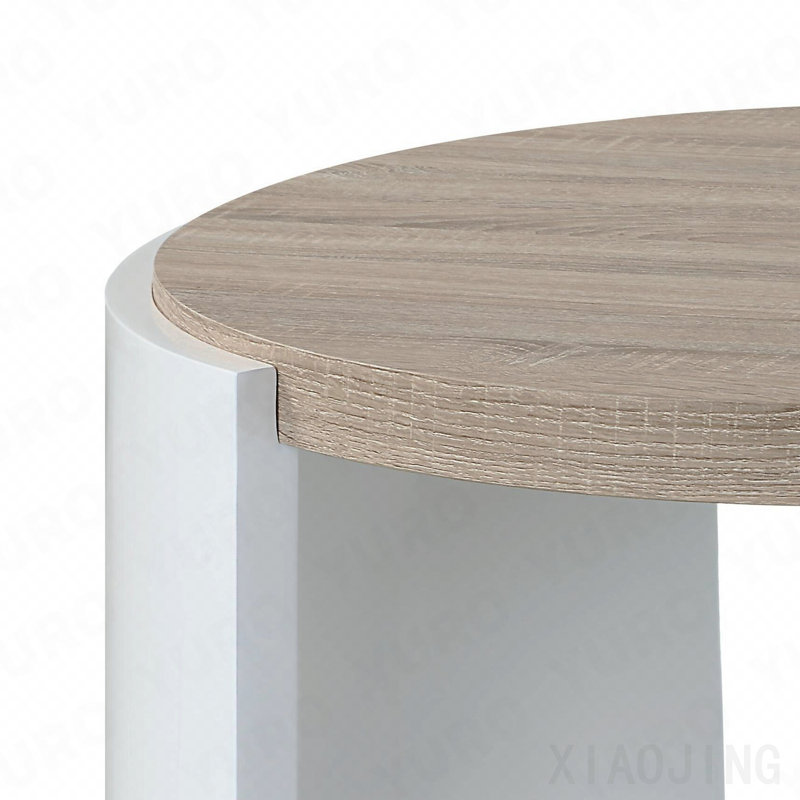 Table de bout en chêne avec plateau lustré, 18" H x 33" L x 33" W