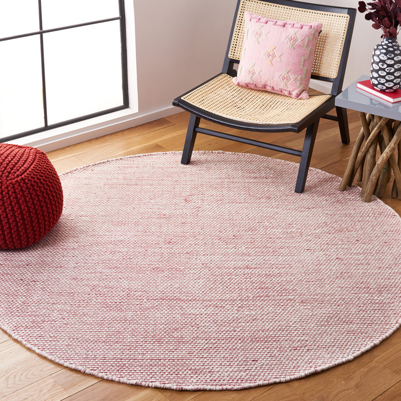 Natura Hand Woven Performance Rug, Round 6'