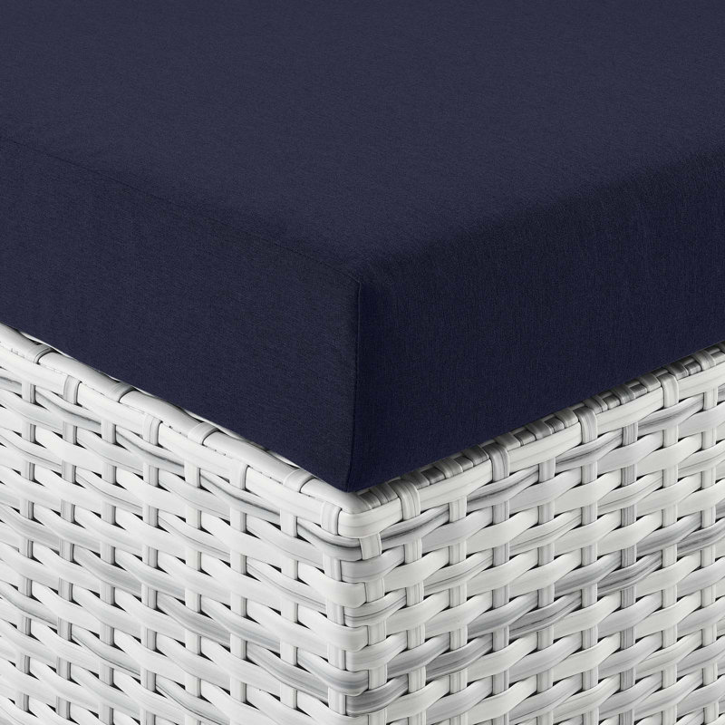 Fauteuil d'extérieur sans accoudoirs Convene, Sunbrella® bleu marine