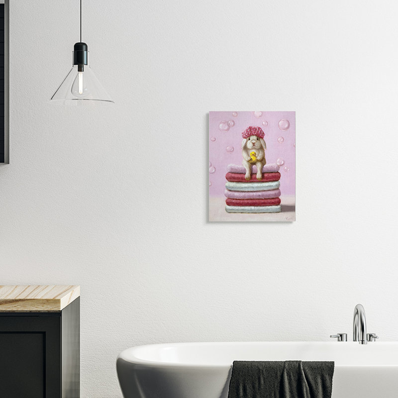 Joli bébé lapin sur les serviettes de bain, bulles de savon par Lucia Heffernan - impression, H 20 po x l 16 po, Toile tendue