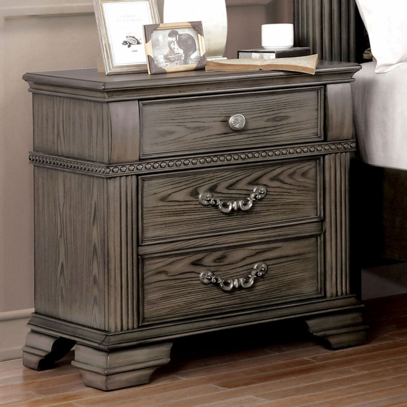 Table de chevet en bois massif Aubreonna, Brun