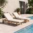 Chaise longue d'extérieur 2 places en bois d'acacia, coussins et roulettes inclus