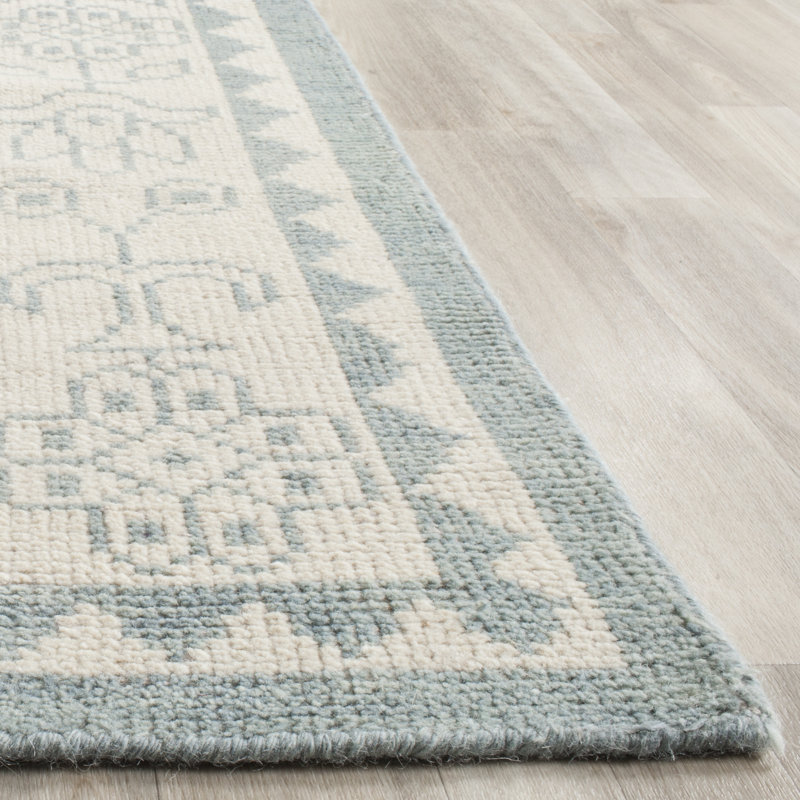Amariona Hand Knotted Wool/Cotton Oriental Rug in Ivory/Blue, Rectangle 2' x 3'